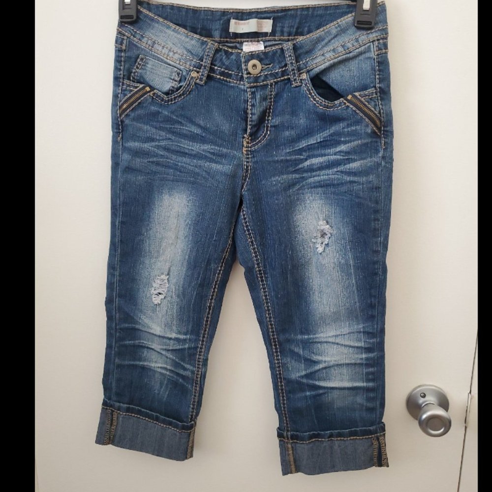 No Boundaries Jean Capri's Size 9